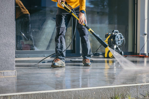 Best Deck Pressure Washing  in Gardner, MA